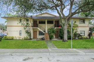 12955 SW 66th Ln 212-2, Miami, FL 33183