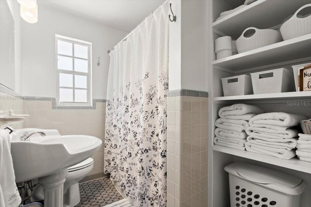 1026 BEL AIRE DRIVE, Daytona Beach, FL 32118