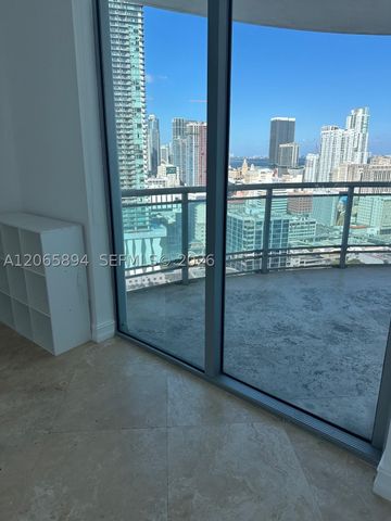 350 S Miami Ave 2913, Miami, FL 33130