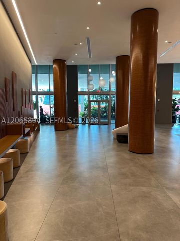 350 S Miami Ave 2913, Miami, FL 33130