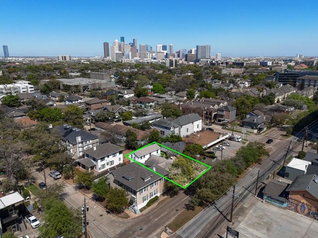 816 Richmond Avenue, Houston, TX 77006
