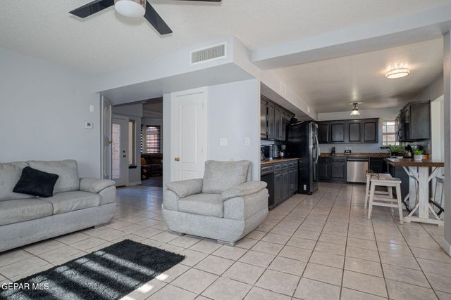 1352 James dudley Drive, El Paso, TX 79936