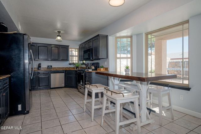 1352 James dudley Drive, El Paso, TX 79936