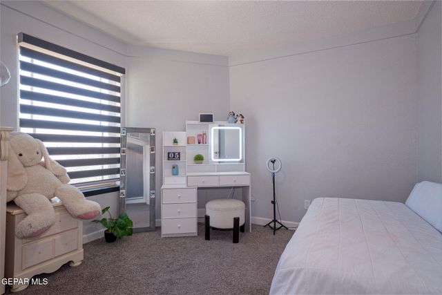 1352 James dudley Drive, El Paso, TX 79936