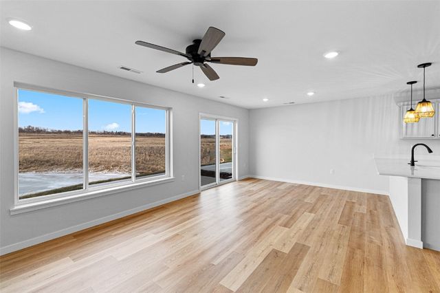 3423 Holderness Road, Coralville, IA 52241