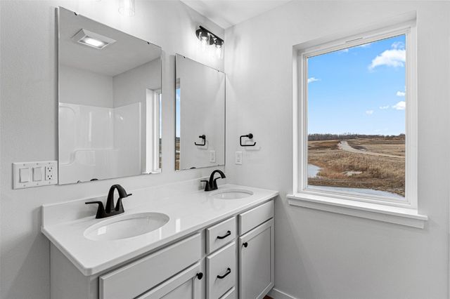 3423 Holderness Road, Coralville, IA 52241