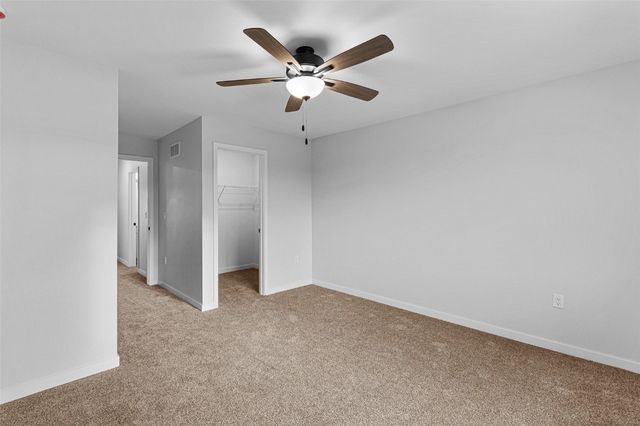 3423 Holderness Road, Coralville, IA 52241