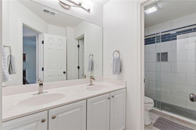 5950 Waterford Place, Suwanee, GA 30024