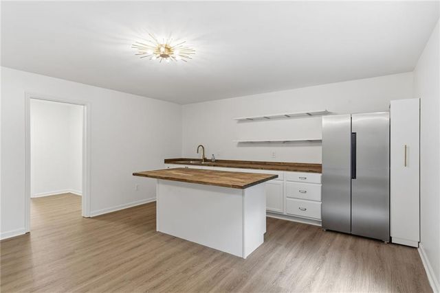 5950 Waterford Place, Suwanee, GA 30024