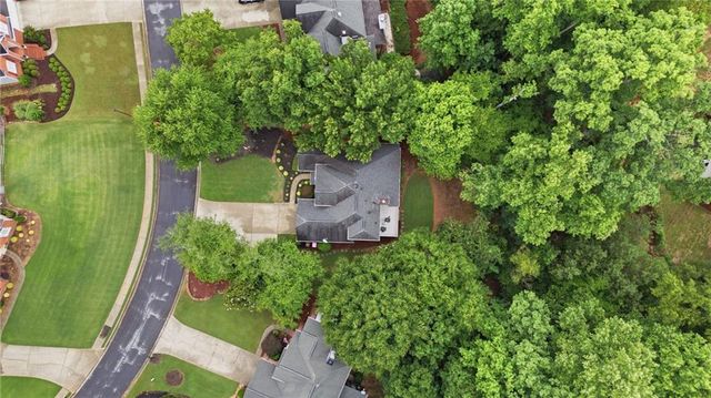 5950 Waterford Place, Suwanee, GA 30024