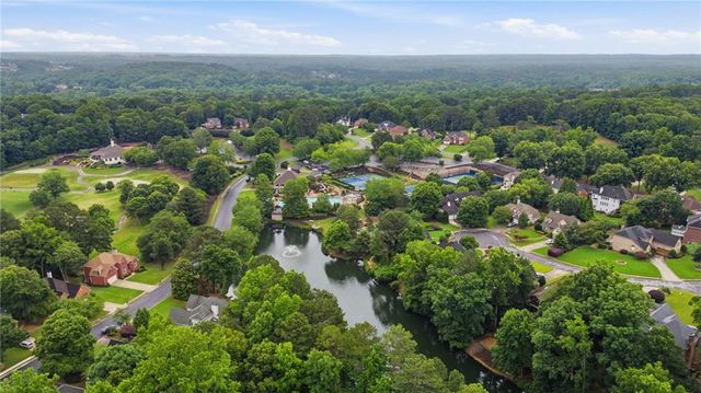 5950 Waterford Place, Suwanee, GA 30024