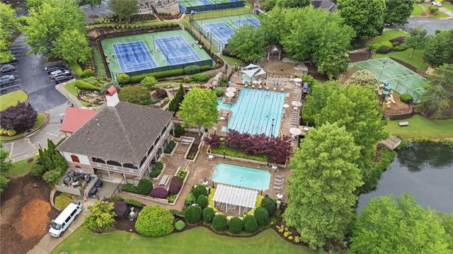 5950 Waterford Place, Suwanee, GA 30024