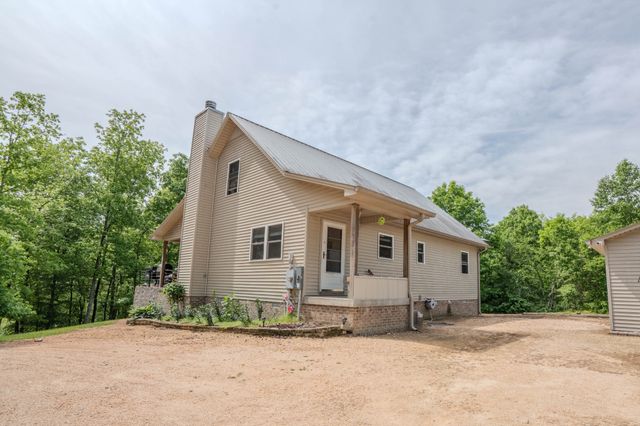1211 Bundrant Hollow Rd, Waynesboro, TN 38485