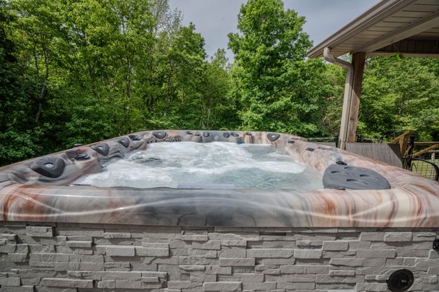 1211 Bundrant Hollow Rd, Waynesboro, TN 38485