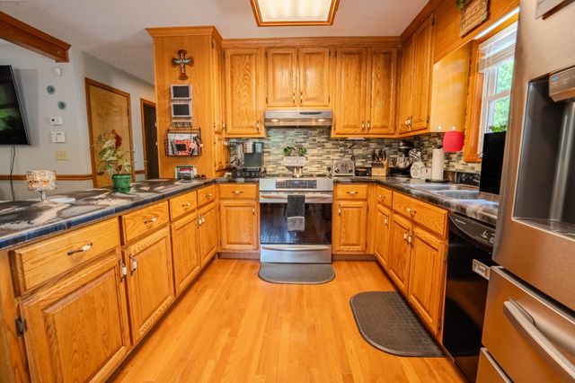1211 Bundrant Hollow Rd, Waynesboro, TN 38485