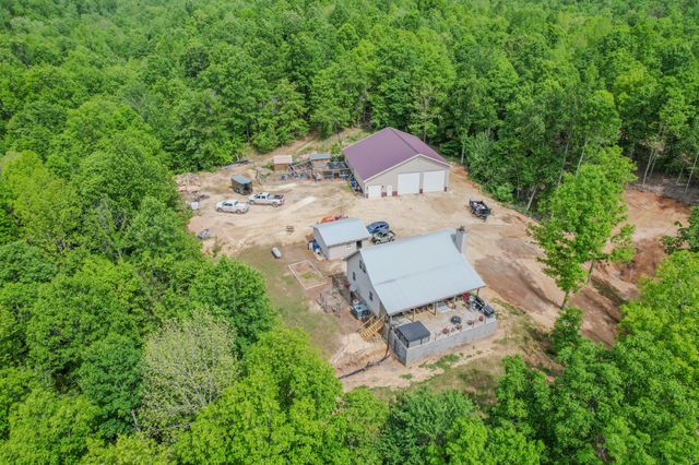 1211 Bundrant Hollow Rd, Waynesboro, TN 38485