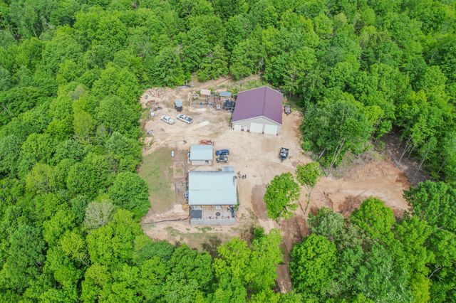 1211 Bundrant Hollow Rd, Waynesboro, TN 38485