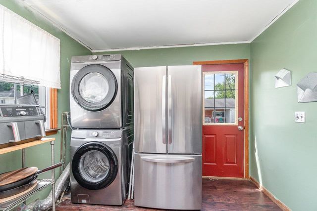 217 W End Street, Alma, MI 48801