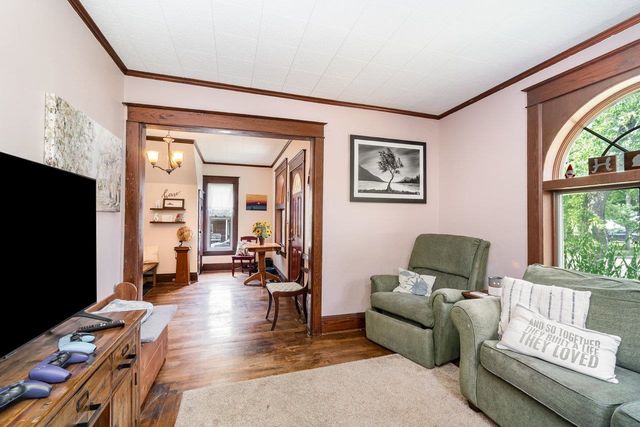 217 W End Street, Alma, MI 48801