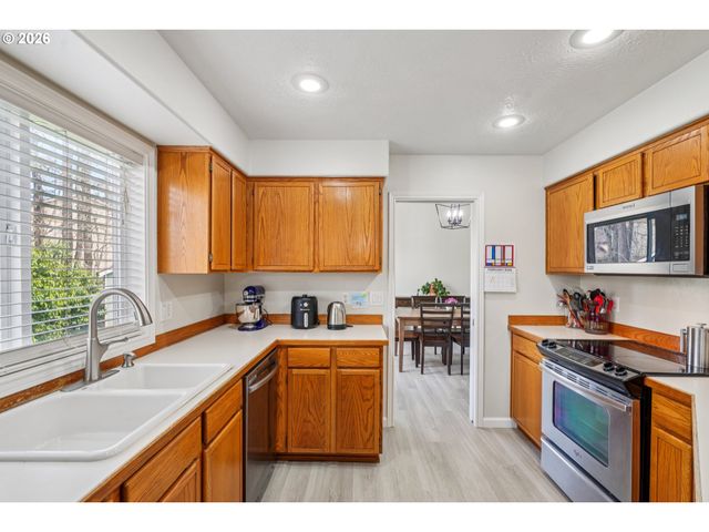 1743 Se 60TH Ave, Hillsboro, OR 97123