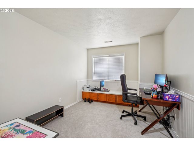 1743 Se 60TH Ave, Hillsboro, OR 97123