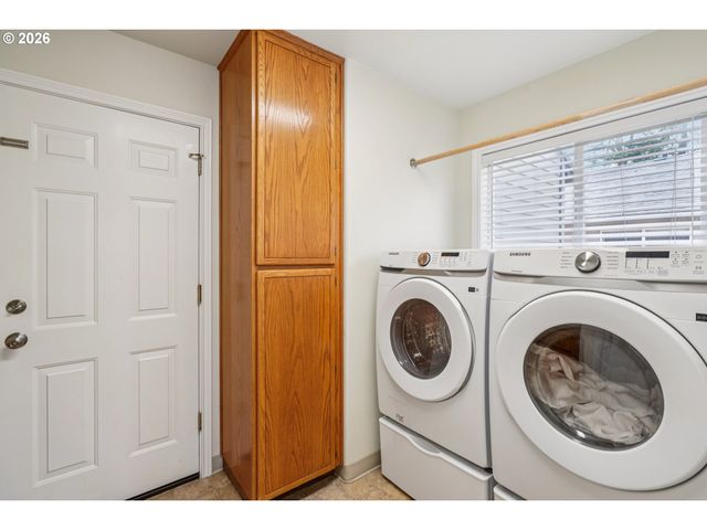 1743 Se 60TH Ave, Hillsboro, OR 97123