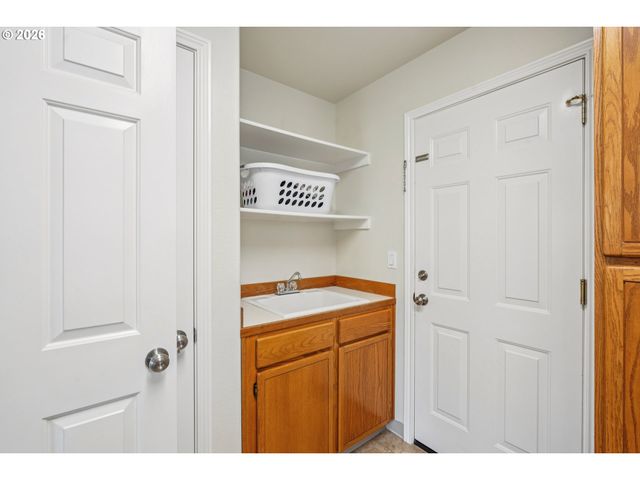 1743 Se 60TH Ave, Hillsboro, OR 97123