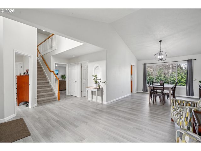 1743 Se 60TH Ave, Hillsboro, OR 97123