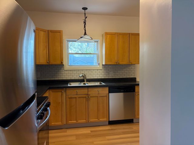 401 E Prairie Street, Vicksburg Vllg, MI 49097