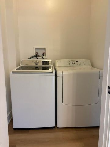 401 E Prairie Street, Vicksburg Vllg, MI 49097