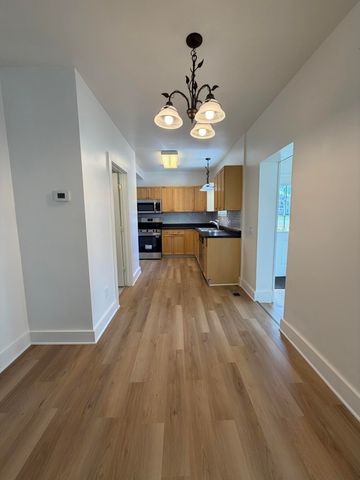 401 E Prairie Street, Vicksburg Vllg, MI 49097