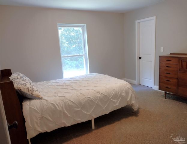 4611 Gunter Rd, Milton, FL 32570