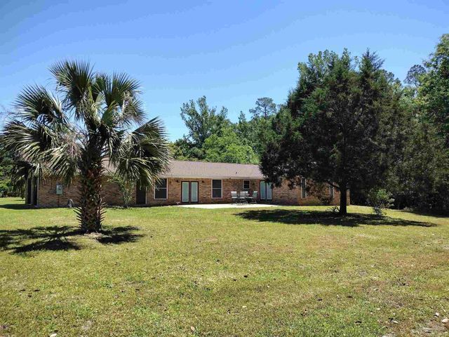 4611 Gunter Rd, Milton, FL 32570