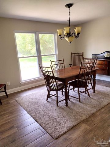 4611 Gunter Rd, Milton, FL 32570