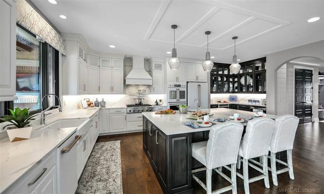 7557 Dogwood Drive, Washington, MI 48095