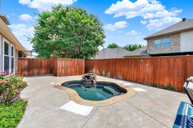 5729 New Castle Drive, Richardson, TX 75082