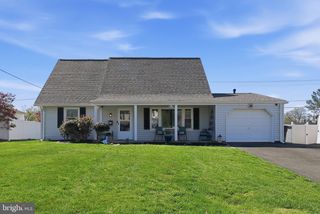 12109 ROCKLEDGE DR, Bowie, MD 20715