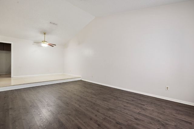 4913 Westlake Drive, Fort Worth, TX 76132