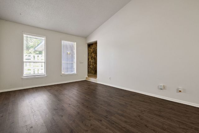 4913 Westlake Drive, Fort Worth, TX 76132
