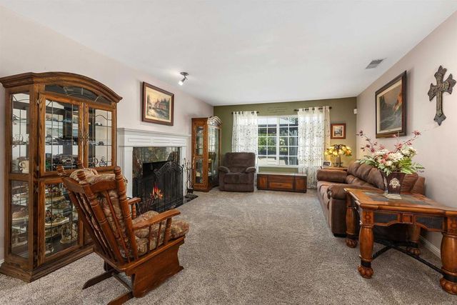 1650 Queenston Drive, Escondido, CA 92027