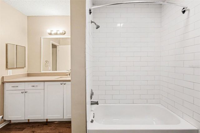 3408 LAUREL DALE DRIVE, Tampa, FL 33618