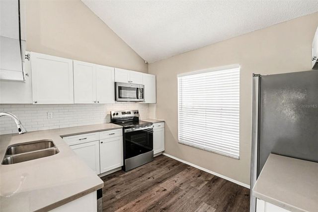 3408 LAUREL DALE DRIVE, Tampa, FL 33618