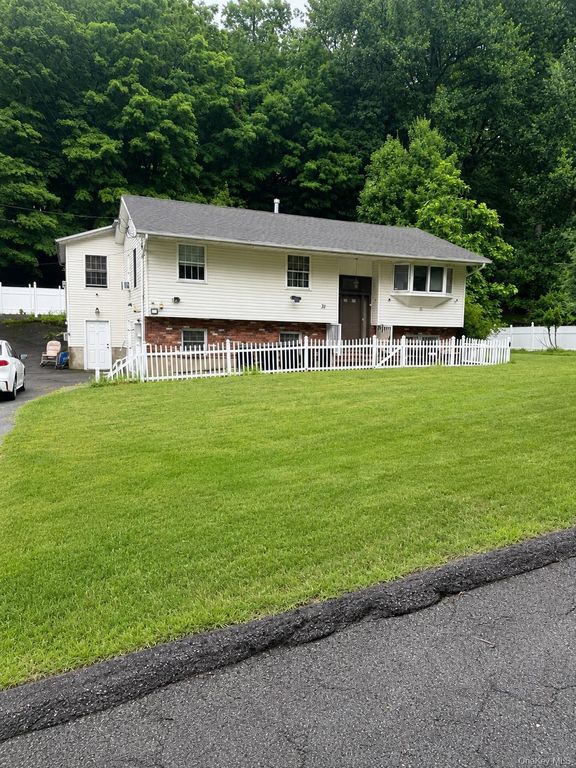 31 Regina Road, Monsey, NY 10952