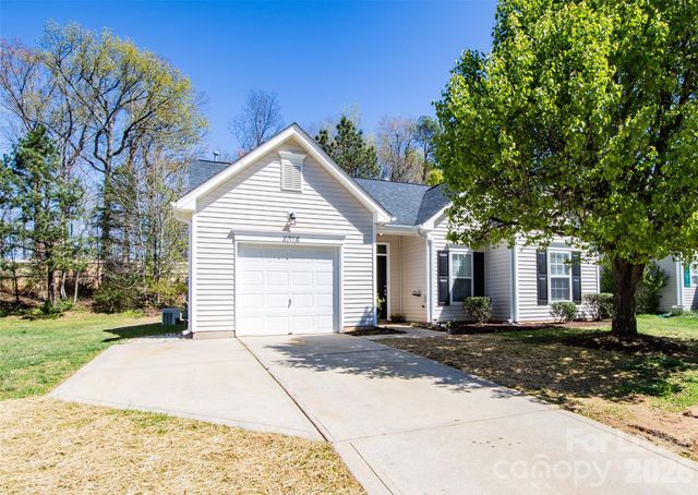 4018 Far West Drive, Charlotte, NC 28269