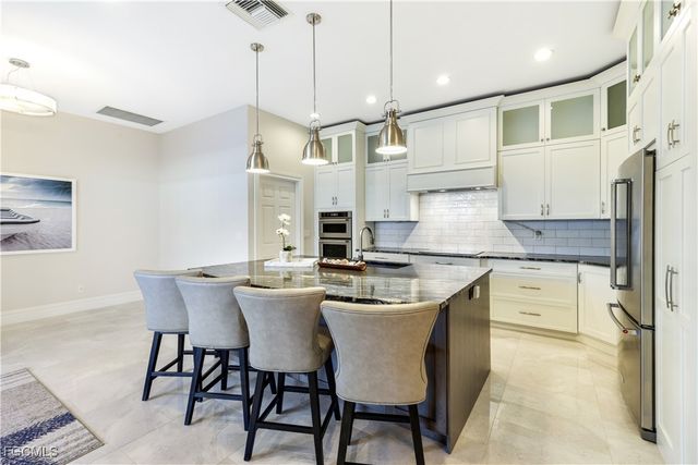 5652 Kensington LOOP, Fort Myers, FL 33912