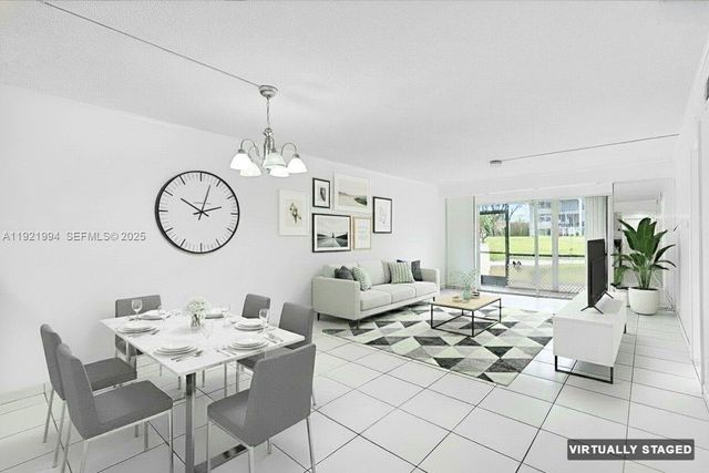 8940 S Hollybrook Blvd 109, Pembroke Pines, FL 33025