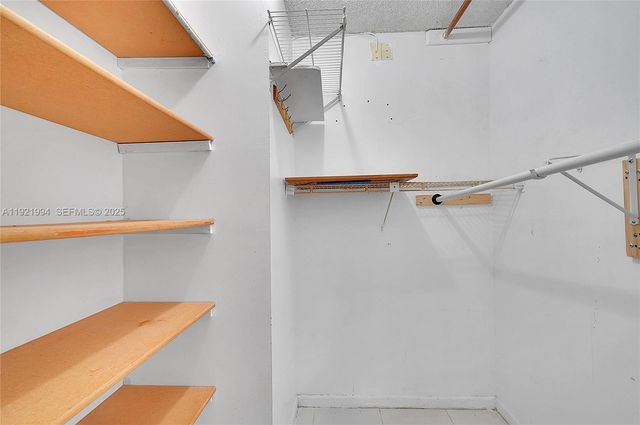 8940 S Hollybrook Blvd 109, Pembroke Pines, FL 33025