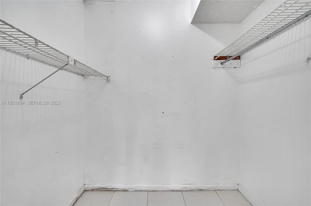 8940 S Hollybrook Blvd 109, Pembroke Pines, FL 33025