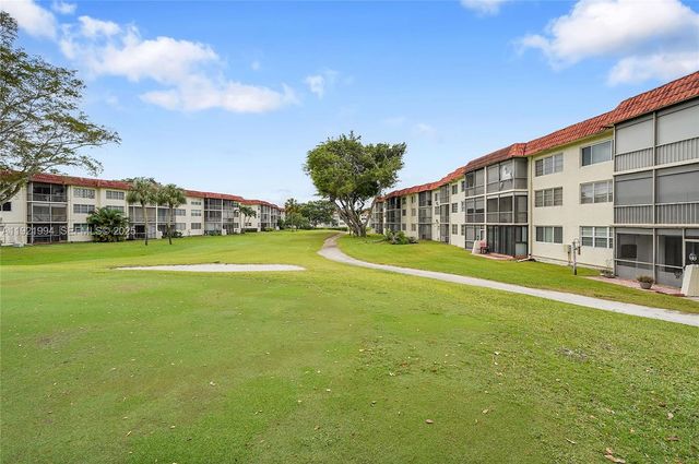 8940 S Hollybrook Blvd 109, Pembroke Pines, FL 33025