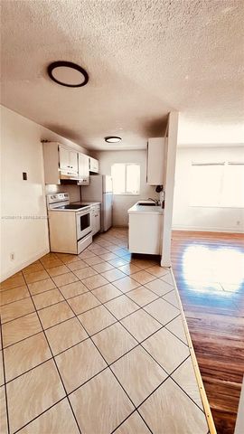 1733 Mayo Street 11, Hollywood, FL 33020